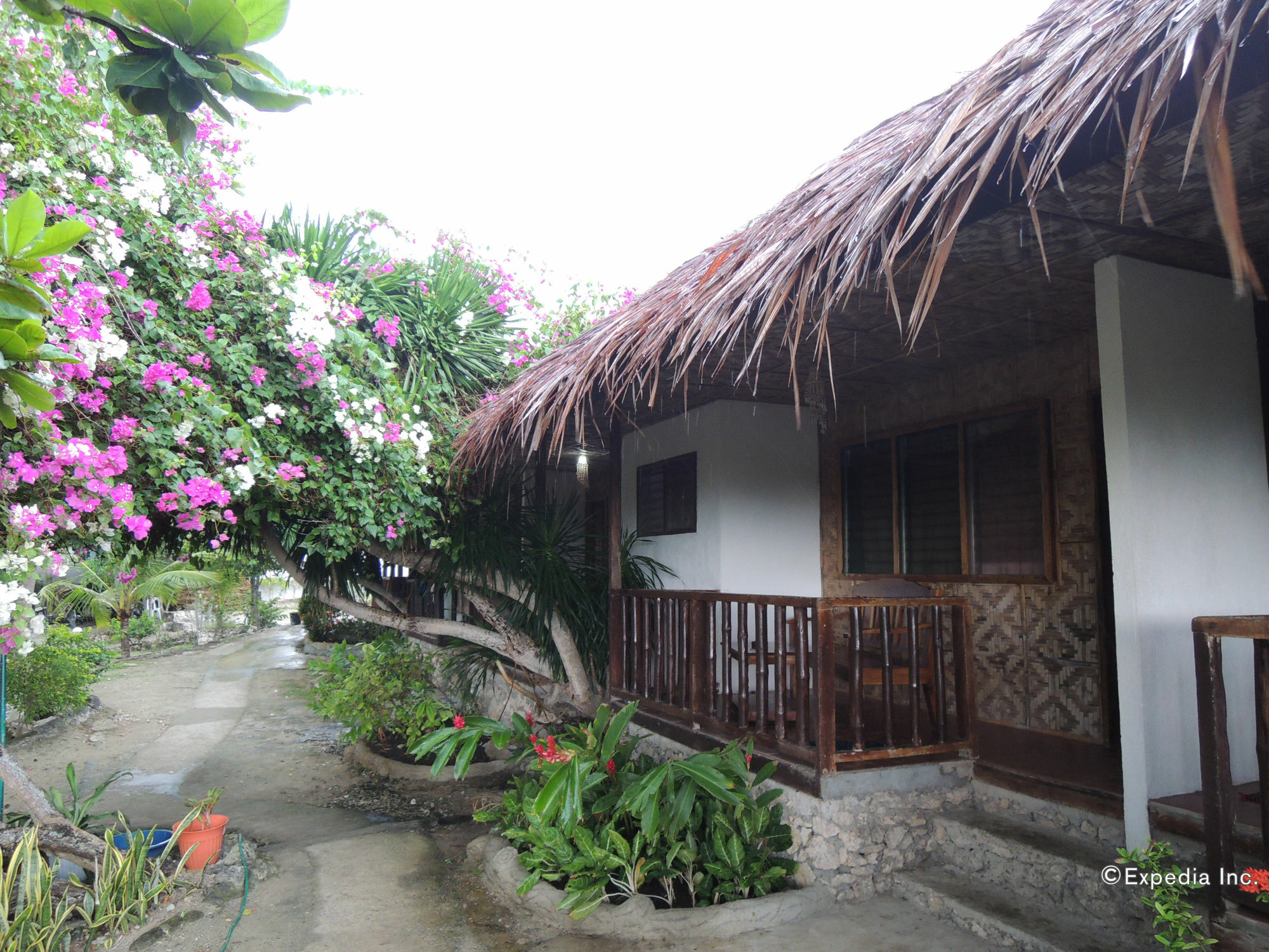 Asian Belgian Dive Resort Моалбоал Экстерьер фото
